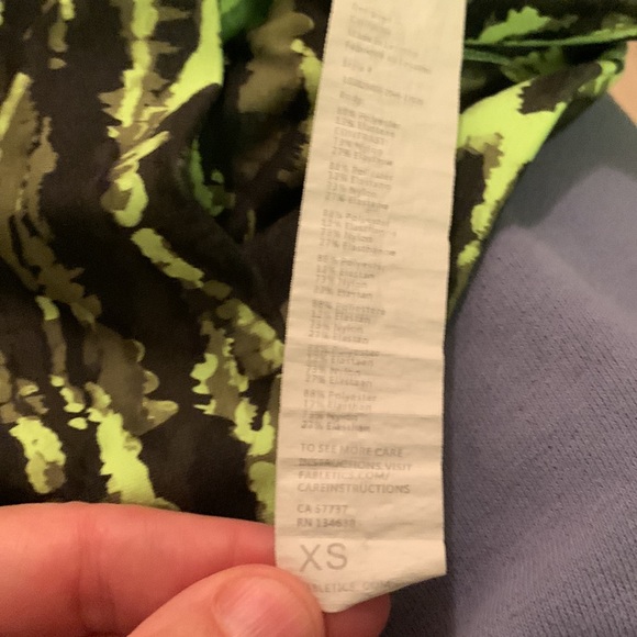 Fabletics High-Waisted Powerhold Legging Sour Apple Tigress Size XS - Picture 5 of 5